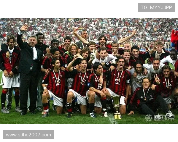 齐达内执教理念分析：战术灵活性与球员心理辅导的完美结合