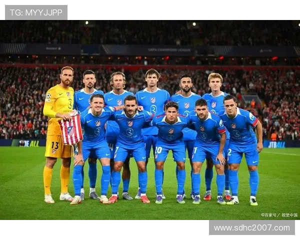 足球球队阵容近期调整，主力框架保持稳定，整体竞争力增强